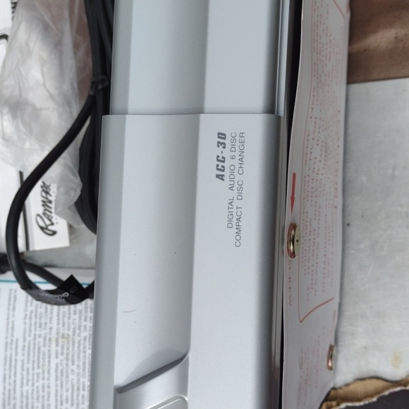 Rampage 6-Disc CD Changer NWT - Picture 5 of 6